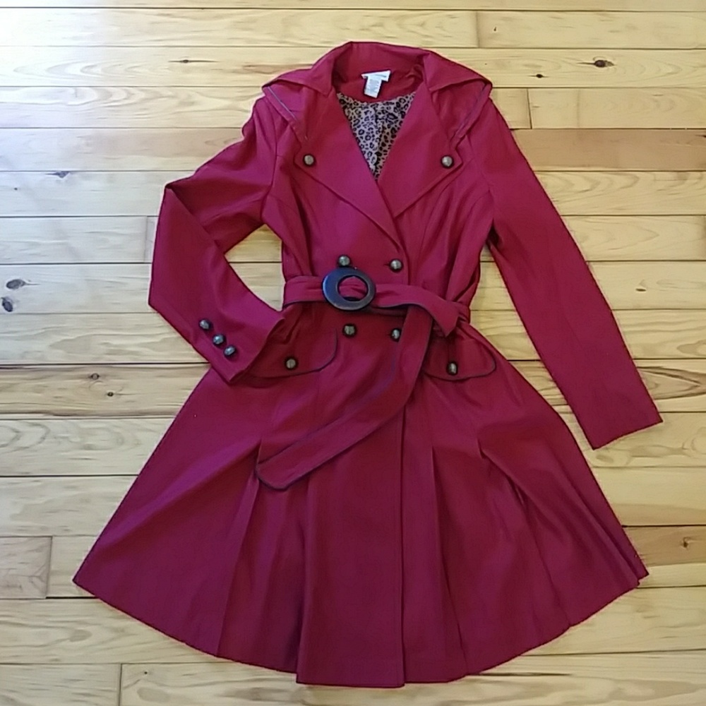 Belted jacket w leapard lining and kick pleats